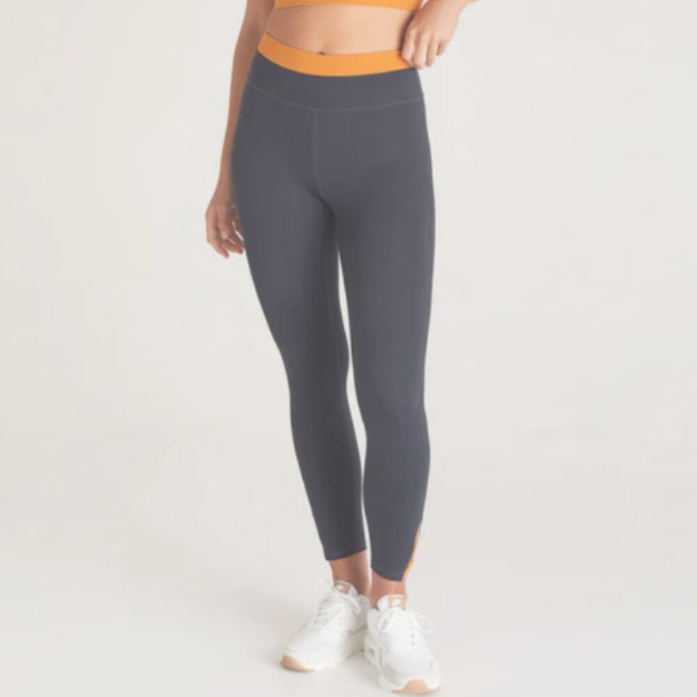 NWT Z supply Solar 7/8 Legging Size Medium Dark seamless orange detail yoga pant